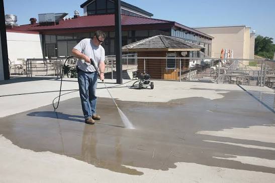 Pressure Washer Work