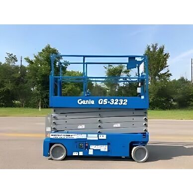 32' Electric Scissor Lift - 32" Wide Deck